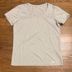 Nike Women's Heather Gray Short Sleeve Tee
